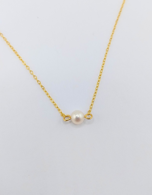 Izoa - Mini Gwen Freshwater Pearl Necklace