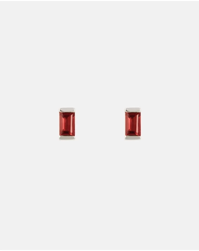 Kirstin Ash - Baguette Birthstone Studs January - Garnet