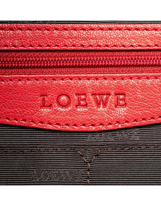 Pre-Loved by Azura Reborn - Pre-Loved loewe Elegant Leather Top Handle Bag with Buckle Details