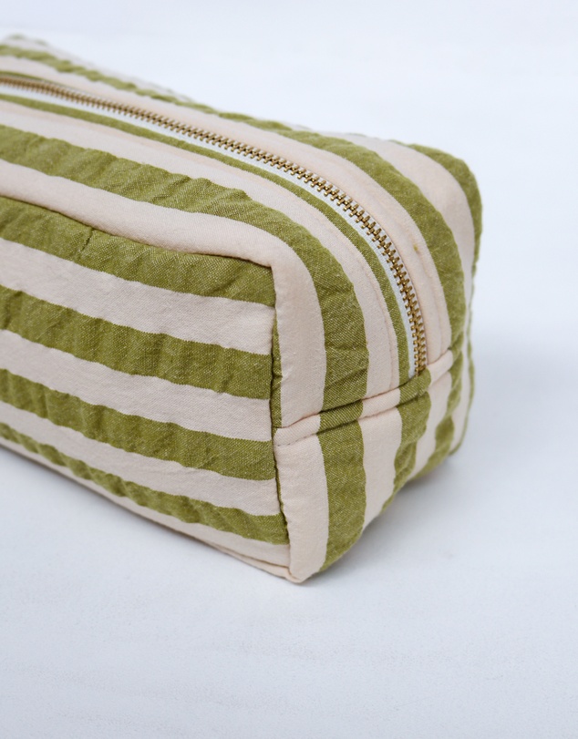 Mosey Me - Seersucker Stripe Dopp Kit