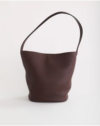 The Horse - Esme Tote