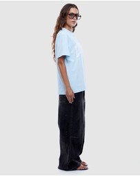 ENA PELLY - Collegiate Tee