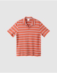 M.N.G - Dyepr Polo