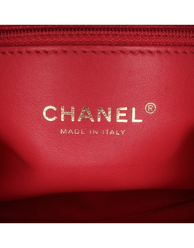 Pre-Loved by Azura Reborn - Pre-Loved chanel Chanel Quilted Lambskin Leather Top Handle Bag