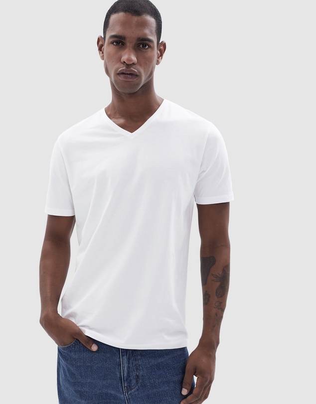 UNISON - Classic V Neck T Shirt