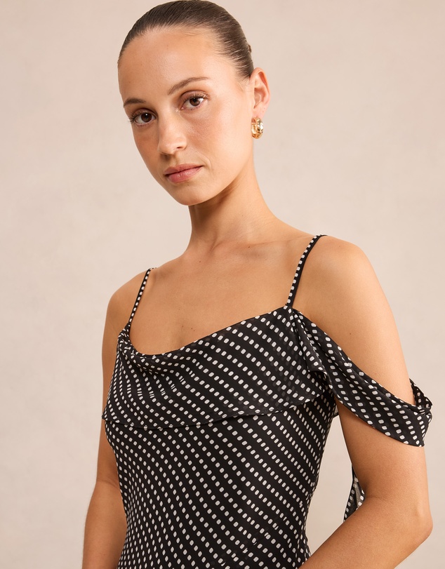 Forever New Petite - Mya Petite Draped Maxi Dress