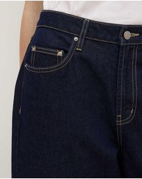 Assembly Label - High Rise Barrel Jeans