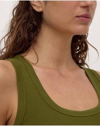 Assembly Label - Robyn Scoop Neck Tank