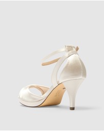 NINA - Briza