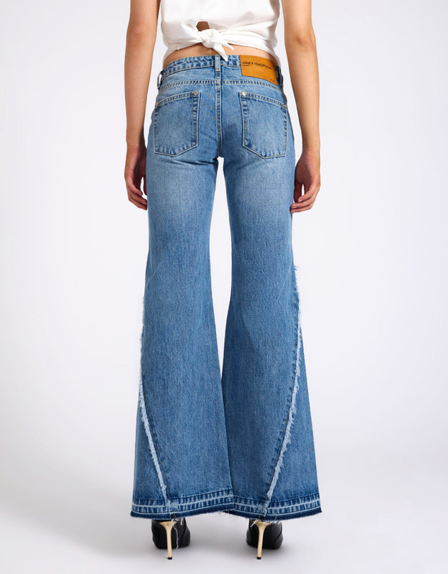 ONE TEASPOON - Johnnies Low Waist Wide Leg Flared Denim Jeans - Pretty Blue