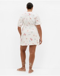 City Chic - Plus size Briella Petal Print Mini Dress - ivory