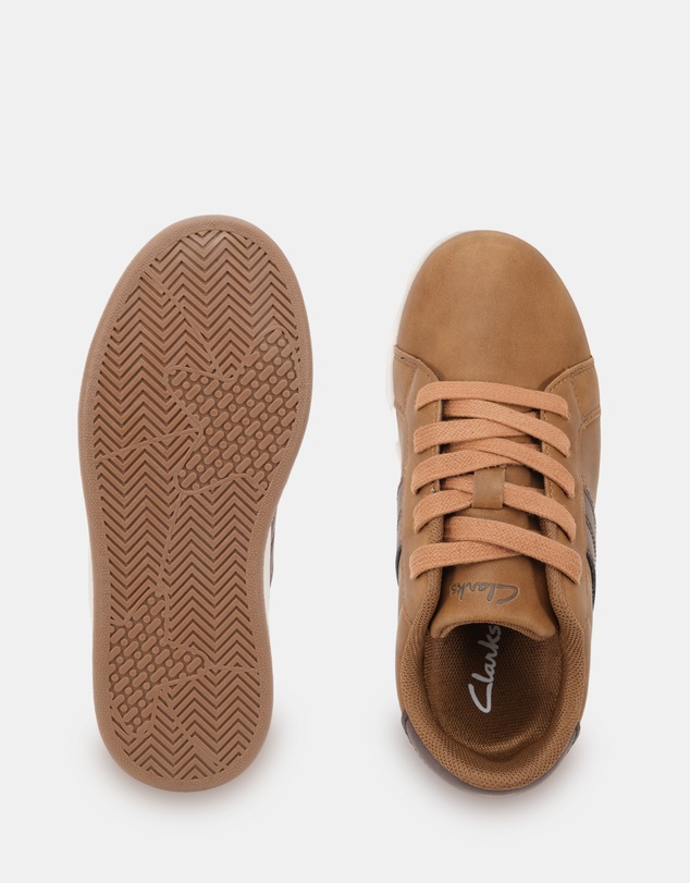 Clarks - Hardy Brown