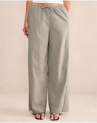 Pale Olive