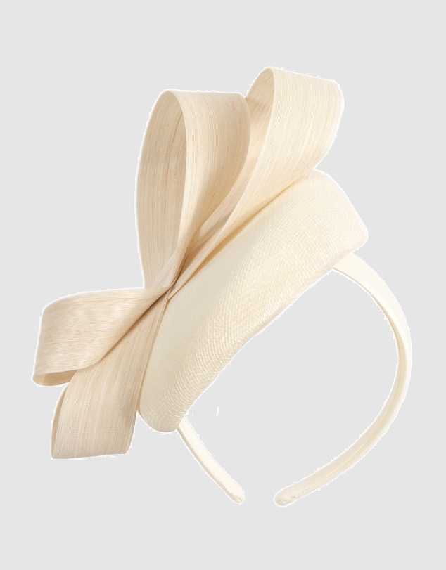Max Alexander - Cream Pillbox Racing Fascinator