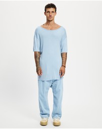 Surrounded By Ghosts - The Arsenic Relaxed Rib Knit Long Tail T-Shirt
