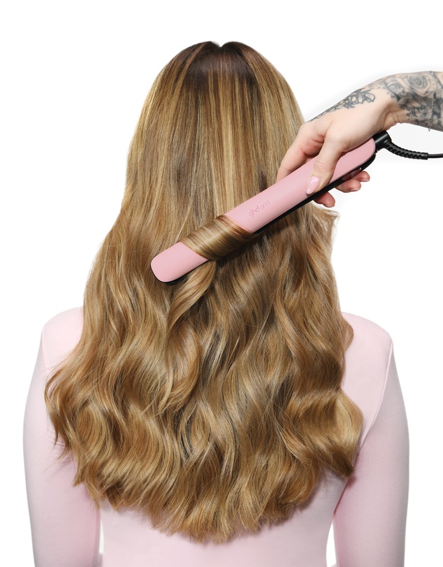 ghd - NEW gold Limited Edition Hair Straightener in Dusted Pink