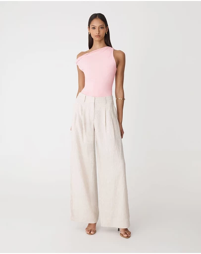 Forcast - Cici Bamboo Twist Shoulder Top