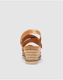 Easy Steps - Tosca