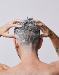 Hunter Lab - Invigorating Shampoo