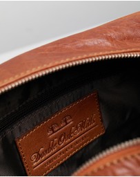 Staple Superior - George Leather Washbag