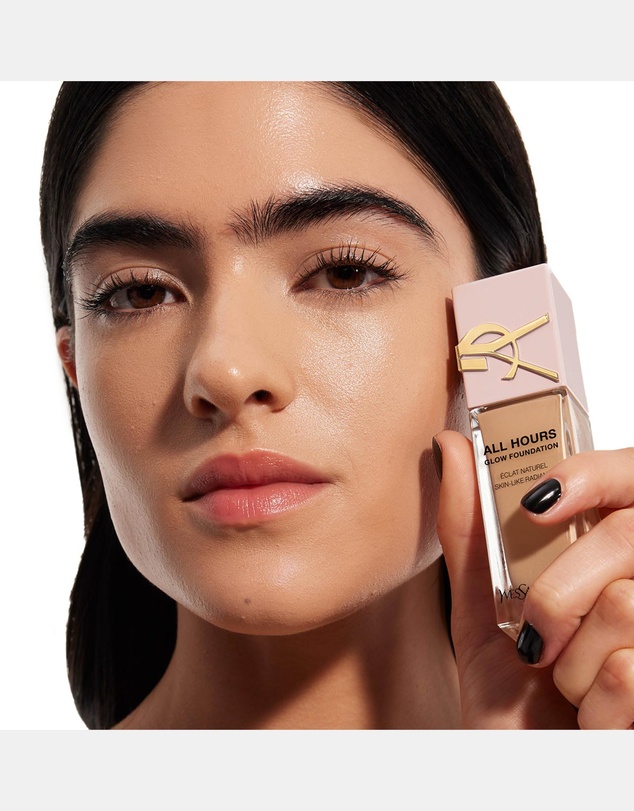Yves Saint Laurent - All Hours Glow Foundation MC2