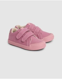 Pretty Brave - OTTO CANVAS Berry