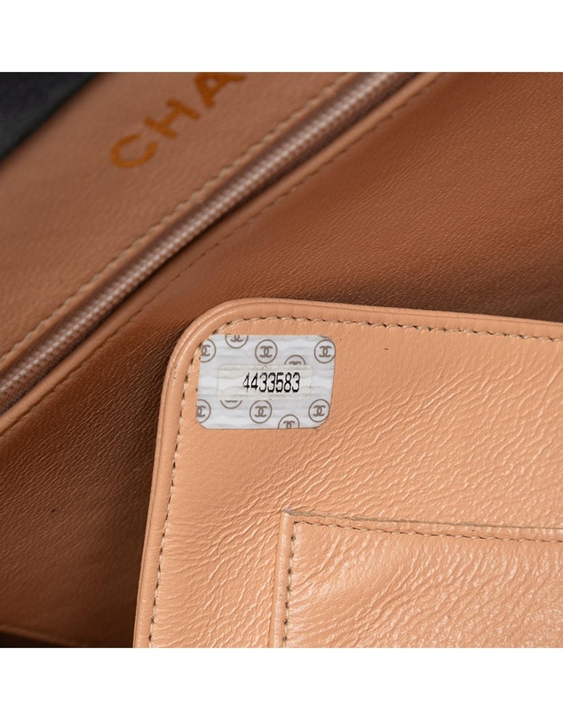 Pre-Loved by Azura Reborn - Pre-Loved Quilted Suede Handbag