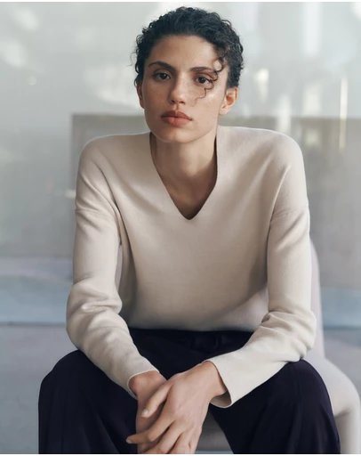Trenery - Sculpted V Neck Knit in Clay