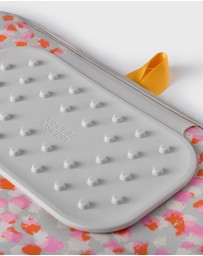Joseph Joseph - Swift™ Folding Ironing Mat with Silicone Iron Rest (90 x 47 cm) - Peach Blossom