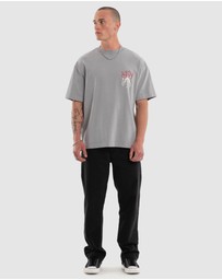Kiss Chacey - Endless Street Tee