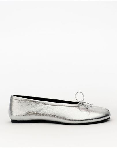 Silver Crinkle Leather