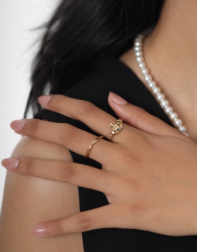 Elli Jewelry - Claddagh Band Ring in Gold-Plated 925 Silver