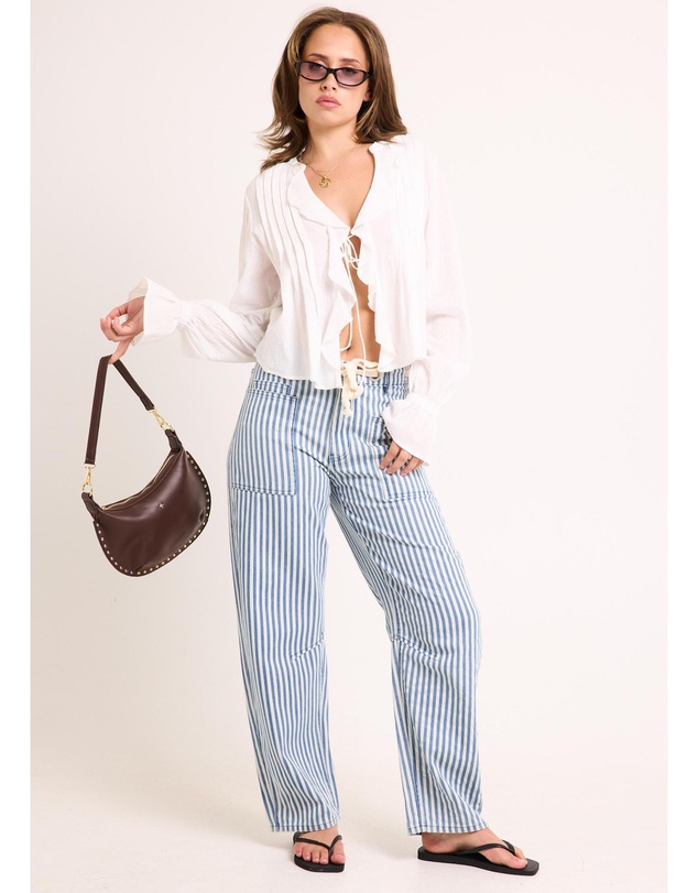 Subtitled - Laila Low Barrel Denim Jeans