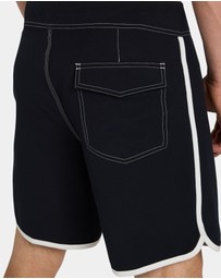 Quiksilver - Mens Original Scallop 18