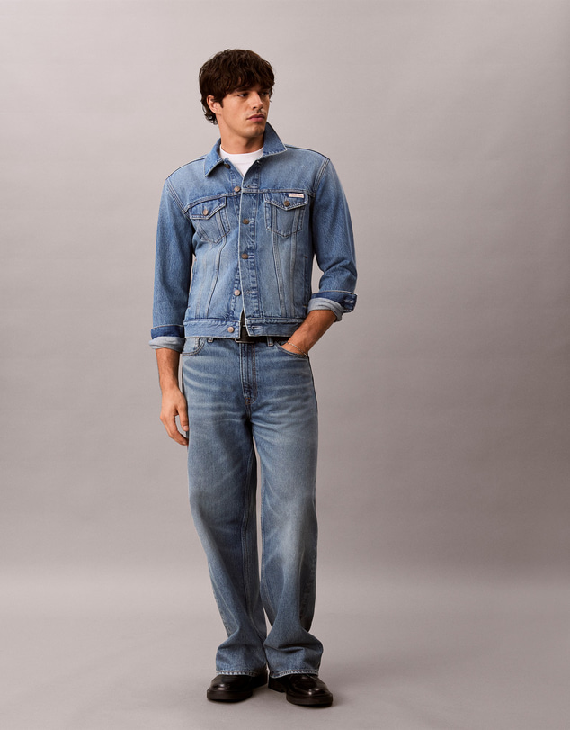Calvin Klein Jeans - Classic Denim Trucker Jacket