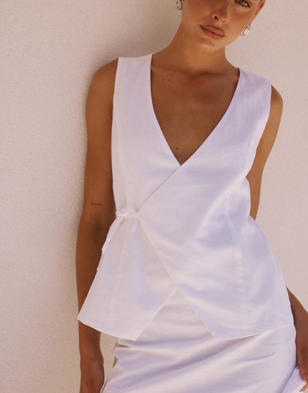 Seven Wonders - Ascend Vest
