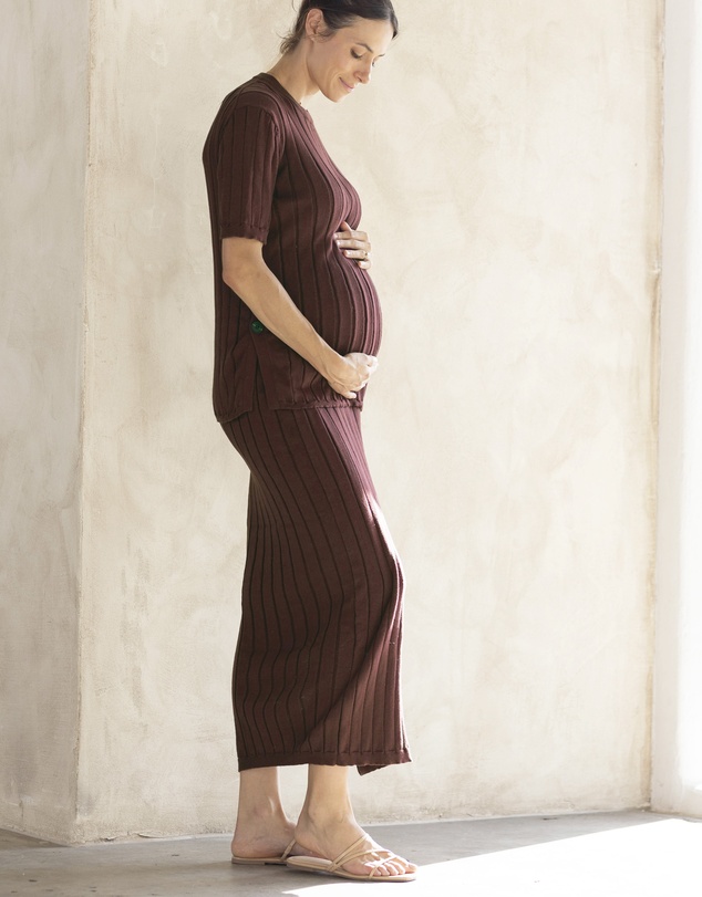 Angel Maternity - Zélie Wide Rib Maternity Midi Skirt in Chocolate Truffle