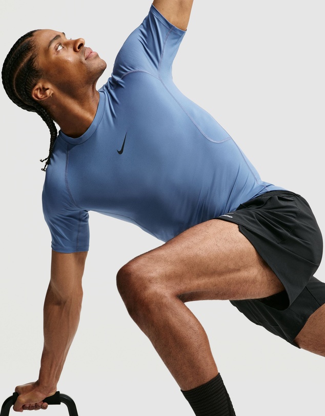Nike - Nike Pro Dri-FIT Tight Short-Sleeve Fitness Top