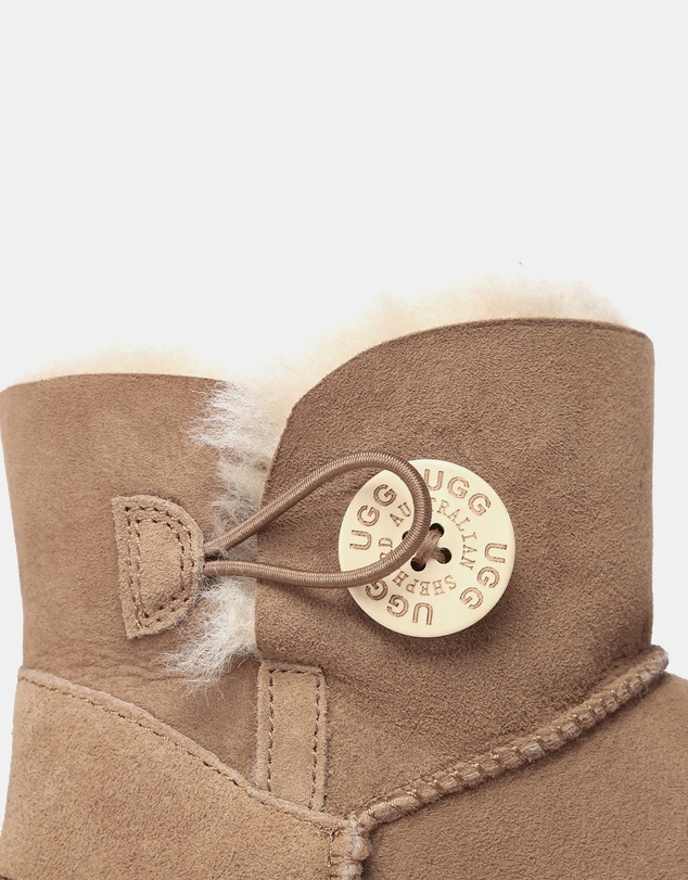EVERAU - Australian Shepherd Ugg Mini Button Sheepskin Upper UGG Boots
