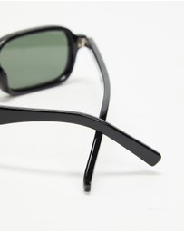Le Specs - Pilferer