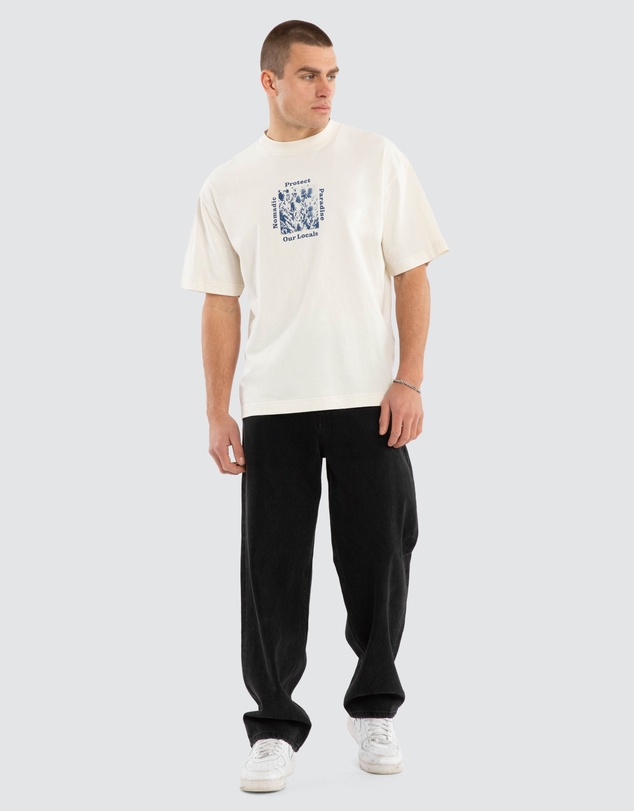 Nomadic Paradise - Bottlebrush Street Tee