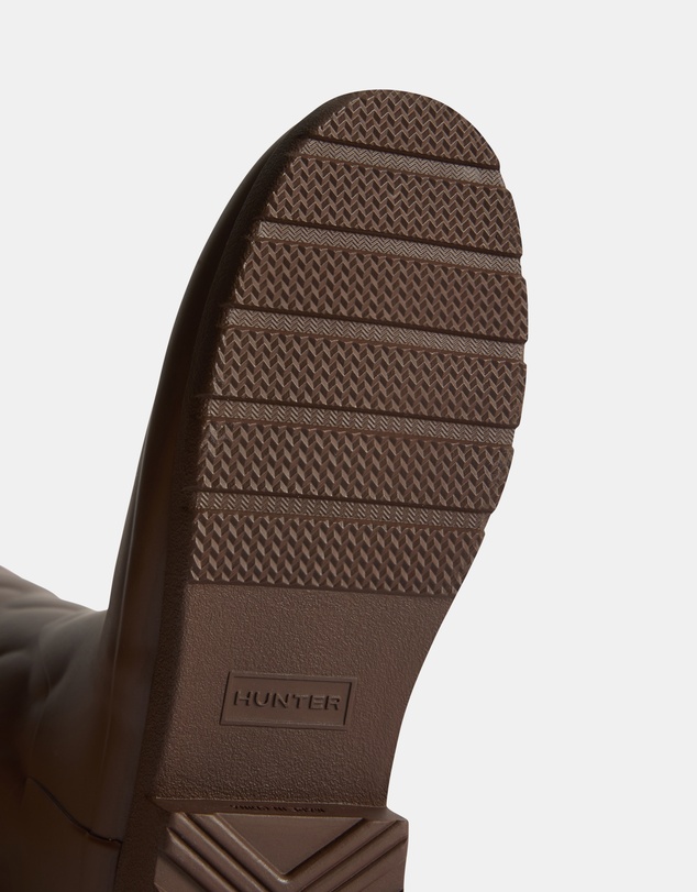 Hunter - Women’s Refined Tall Onion Quilt in Brown Bolt