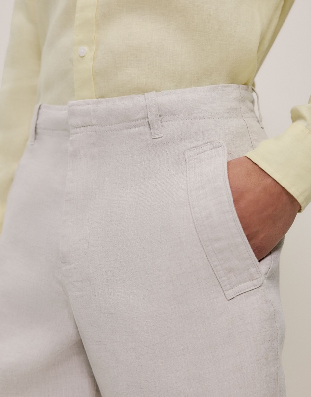 Trenery - Yarn Dyed Linen Relaxed Short in Flax