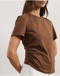 Atmos&Here - Emi Asymmetric Hem T-Shirt