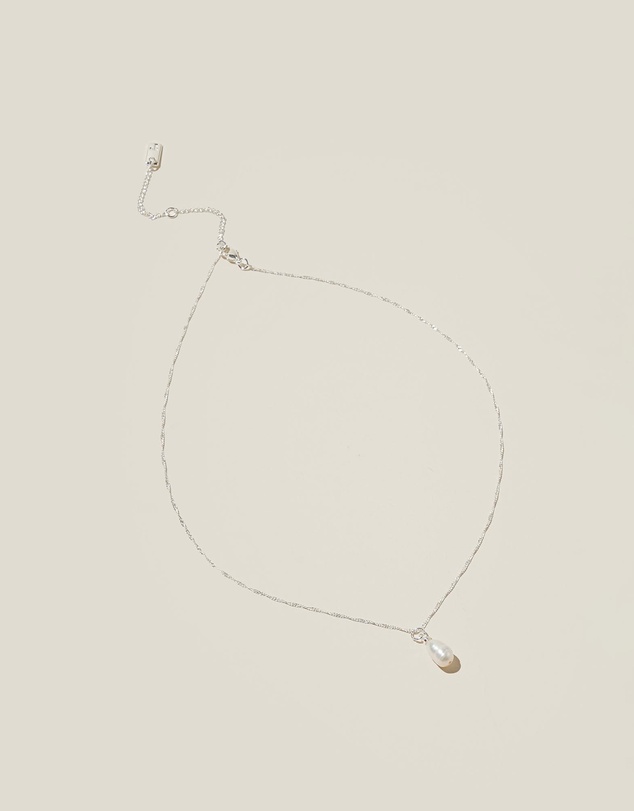 Rubi - Pendant Necklace