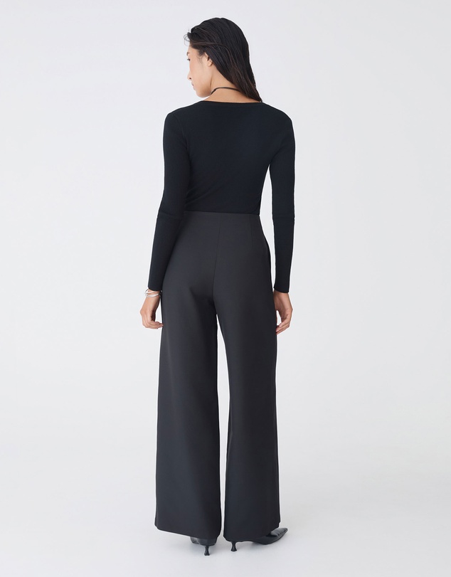Forcast - Vicky V-Neck Knit
