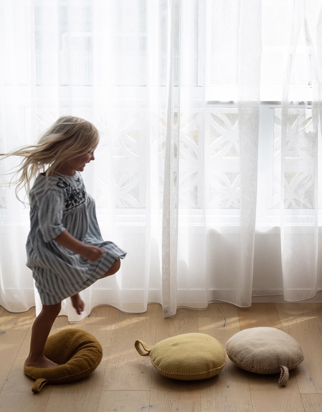 Phile - Play Cushion - Gold