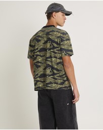 Insight - Tiger Camo Cropped T-Shirt