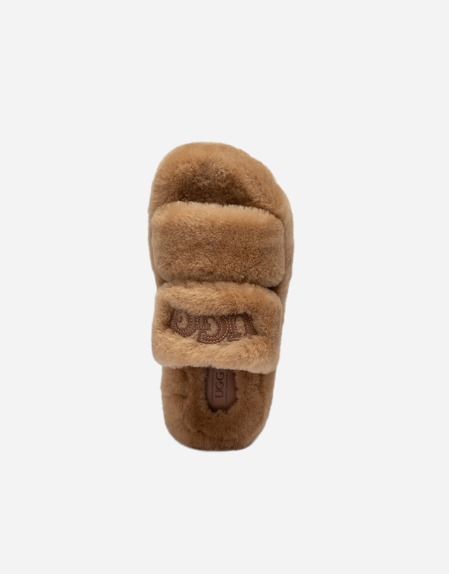 Ozwear Connection Uggs - Ugg Signature Shearling Slippers
