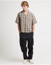 Black Noise White Rain - Homage Cropped Resort Shirt